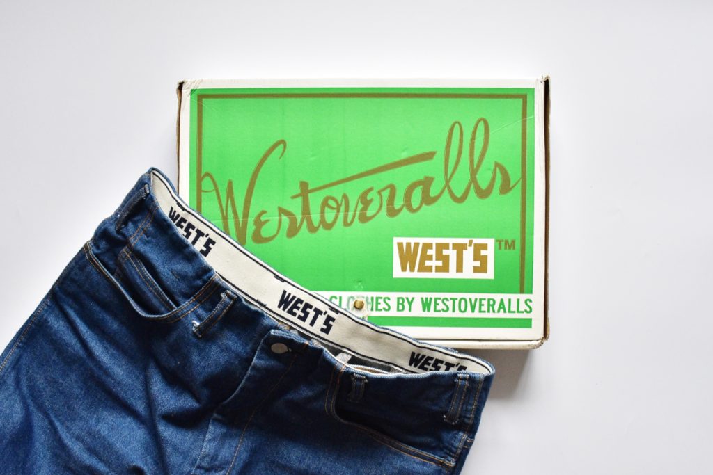 WESTOVERALLS 818Sレビュー | デニスラ感覚で穿ける太めのストレート 